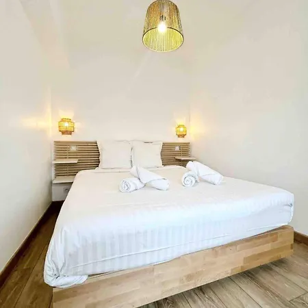 Le Claridge - 4 Prs - Clim - Balcon - 5 Min Plages * Αντίμπ