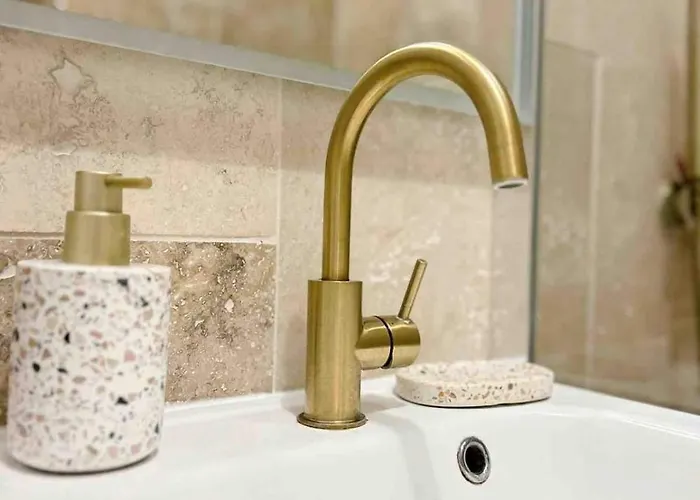 Le Claridge - 4 Prs - Clim - Balcon - 5 Min Plages *