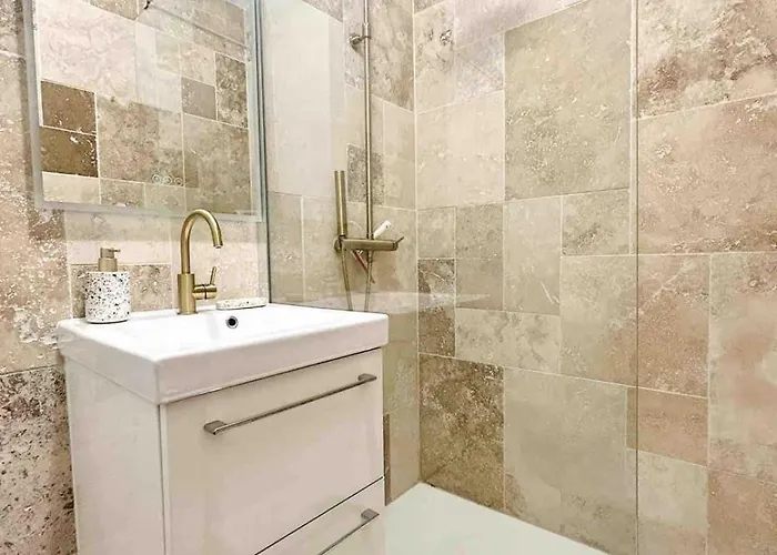 Διαμέρισμα Le Claridge - 4 Prs - Clim - Balcon - 5 Min Plages *